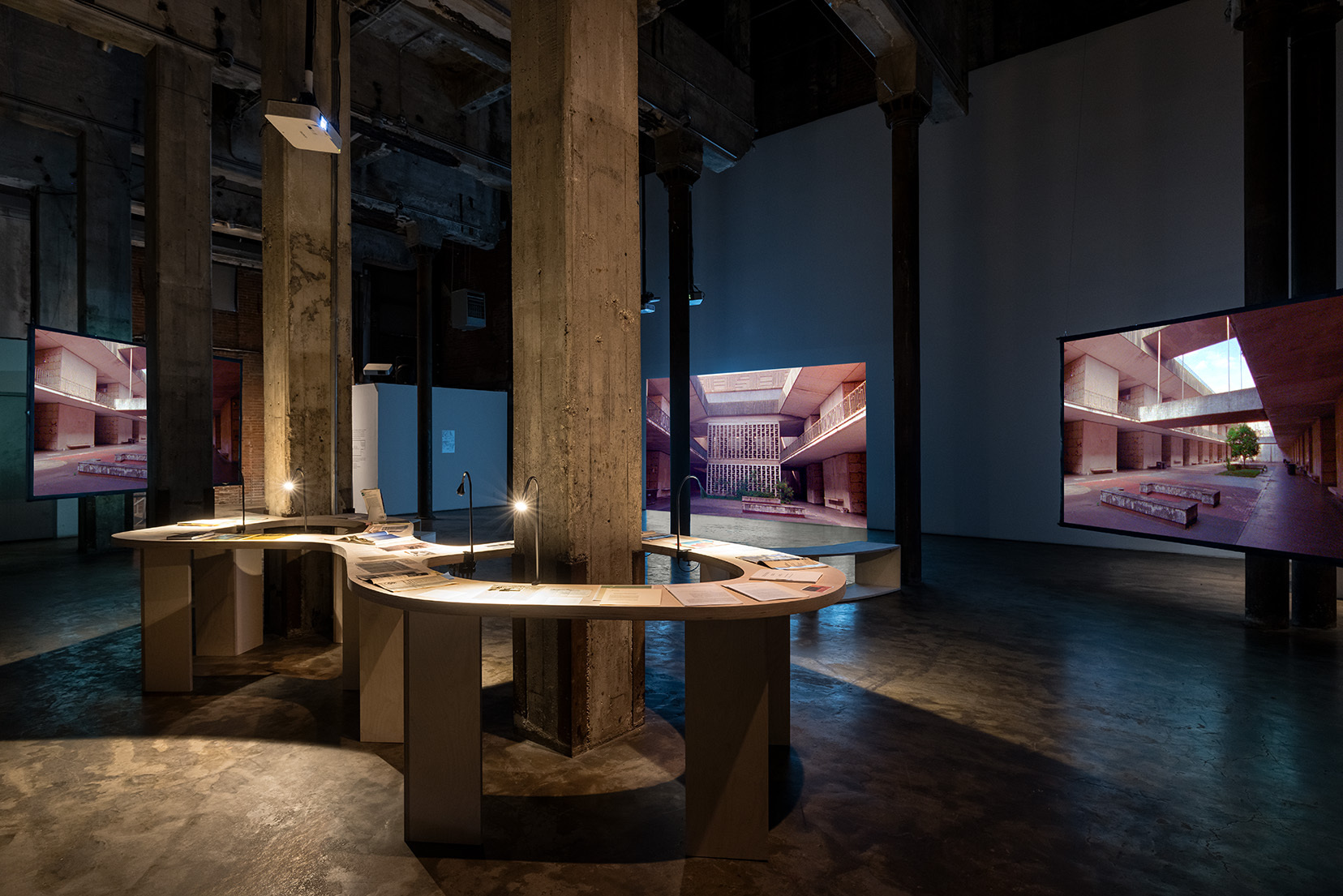 Un espejo no-coincidente